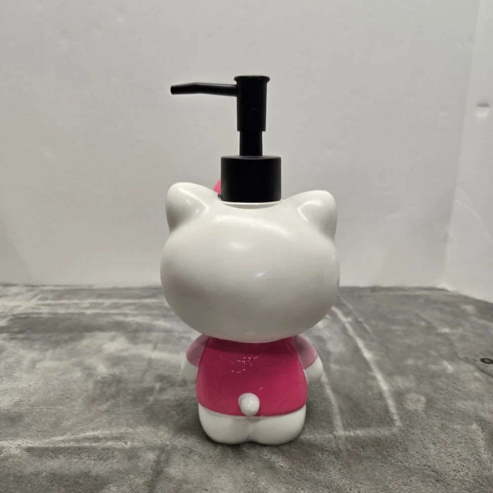 Sanrio Hello Kitty Soap Lotion Dispenser Pink Bow Jay Franco Ceramic Pump 2024
